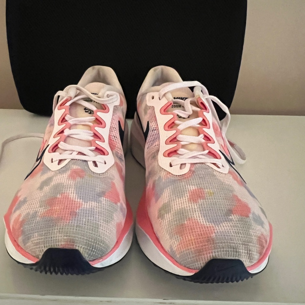 Nike Women's Multicolor Running Shoes